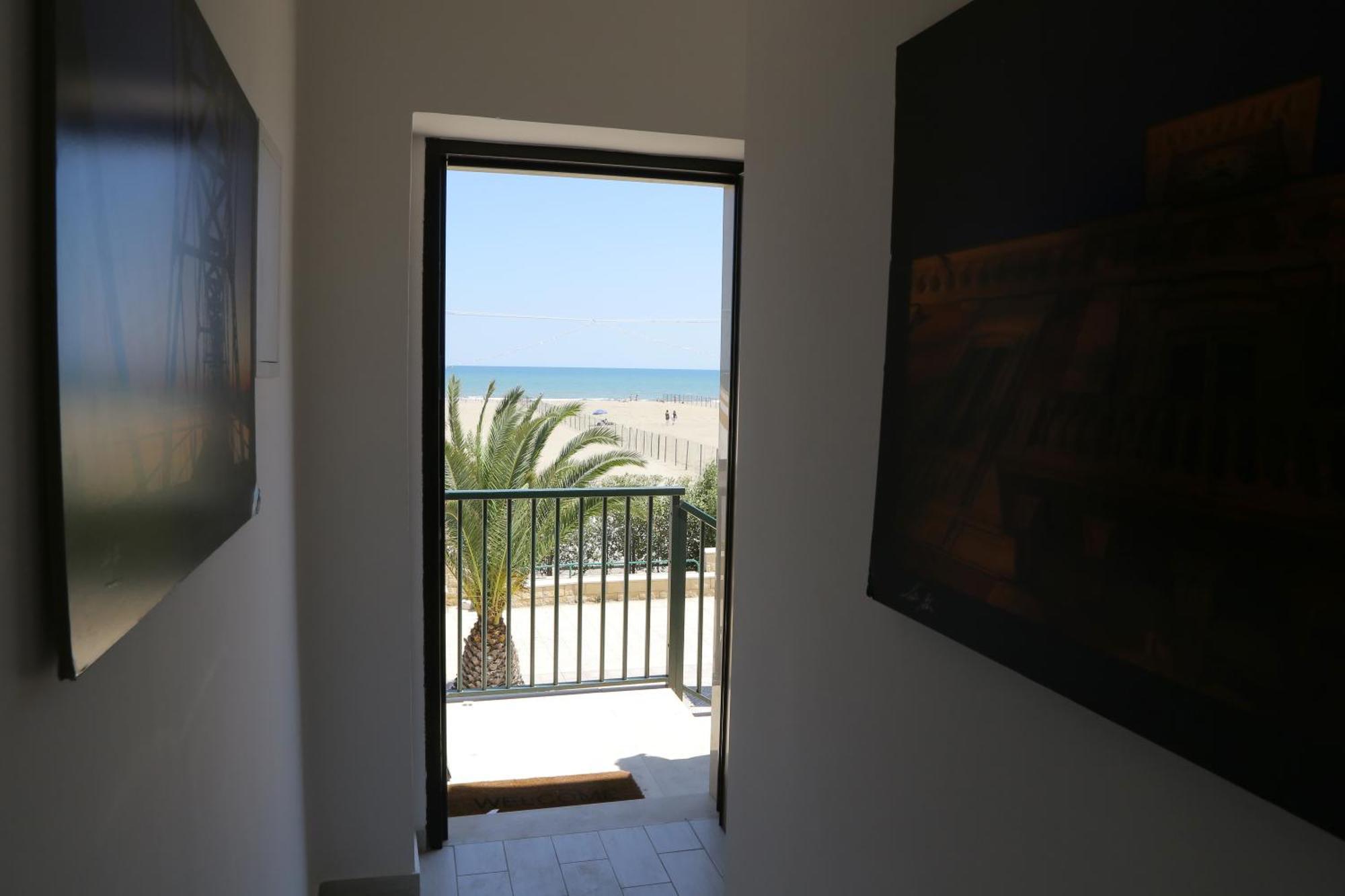 Rooms La Perla Del Mare Margherita Di Savoia Eksteriør bilde