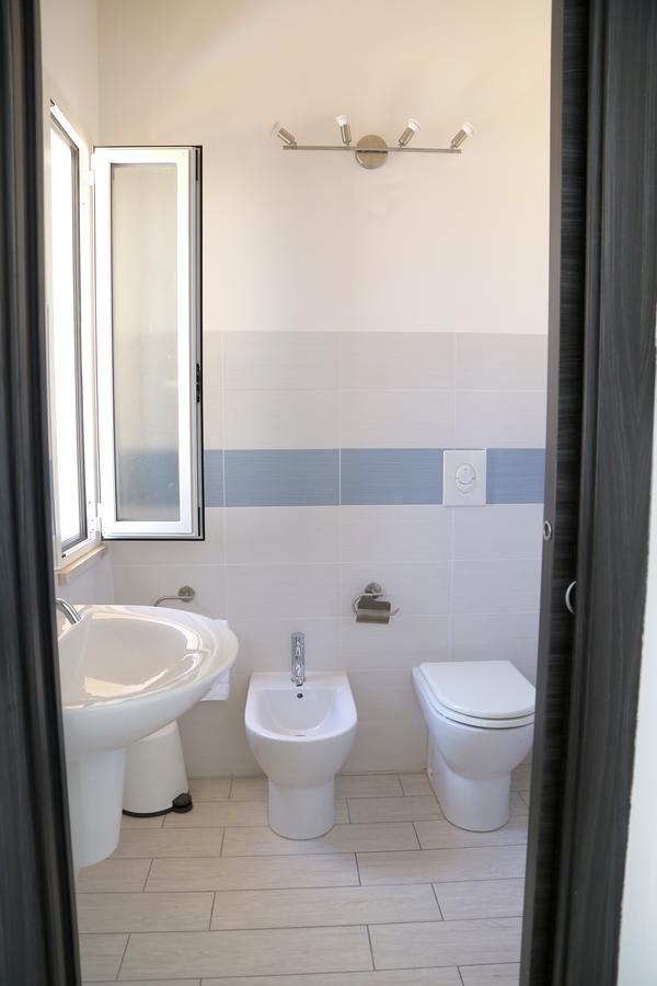 Rooms La Perla Del Mare Margherita Di Savoia Eksteriør bilde
